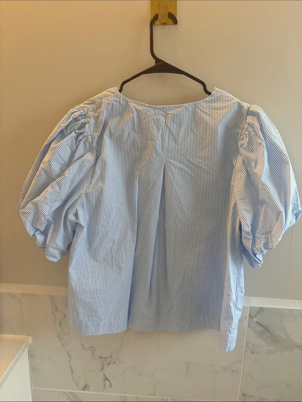 kate spade Light Blue and White Striped Puff-Sleeve Cotton Blouse